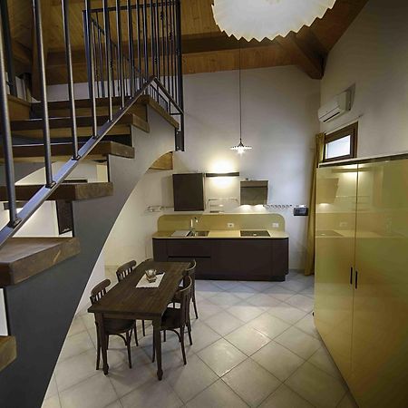 Agriturismo La Boschina クレーマ エクステリア 写真