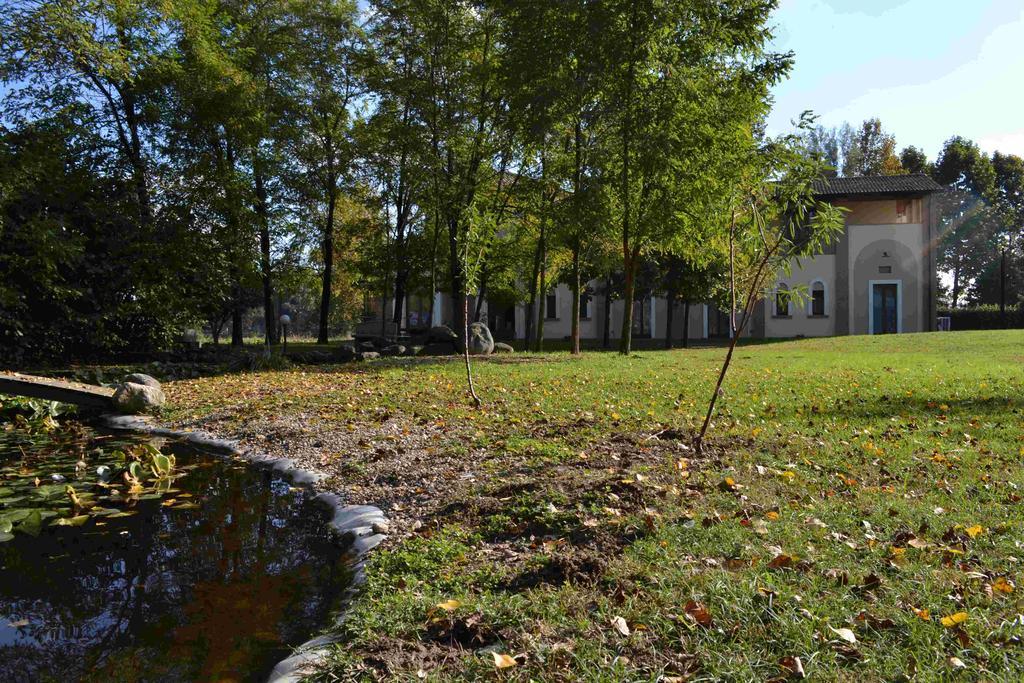 Agriturismo La Boschina クレーマ エクステリア 写真